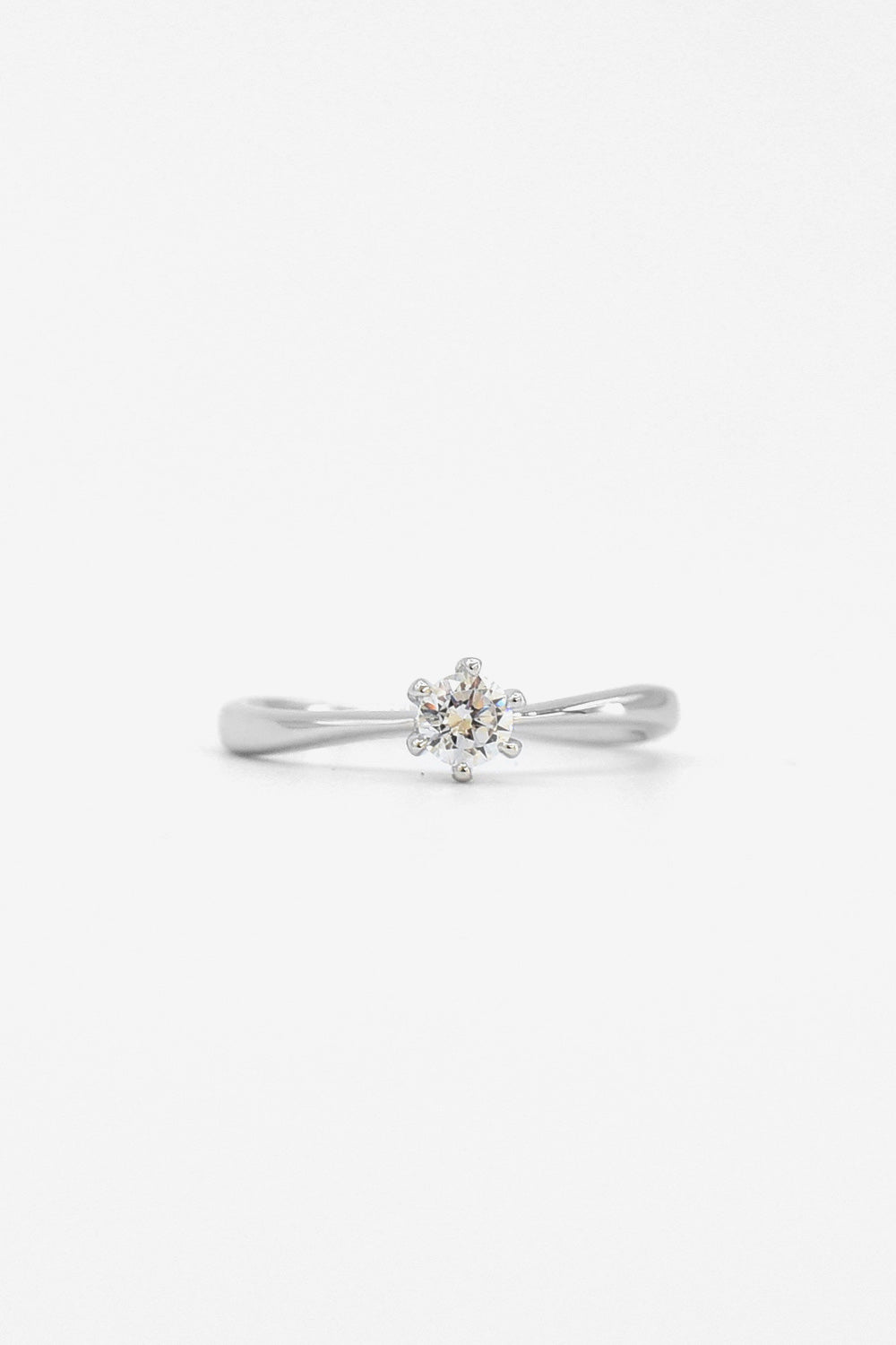 #0877 - engagement 03 (プラチナ)