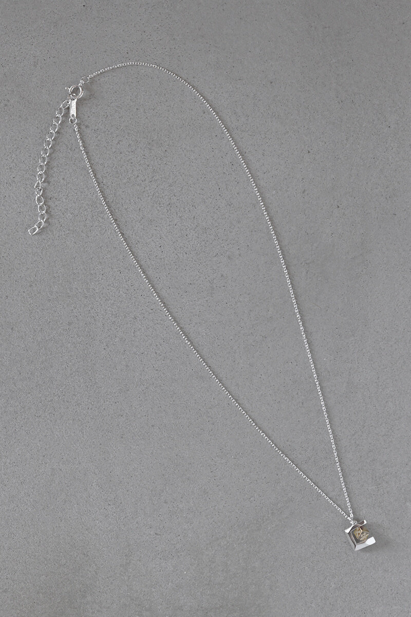 # la minsa 01 [ 0547 ]