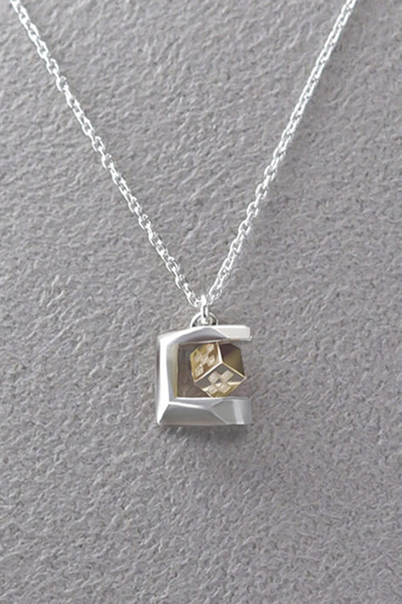 # la minsa 01 [ 0547 ]