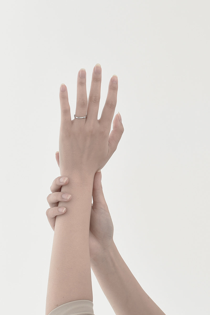 #0811 - universal 01 (プラチナ)